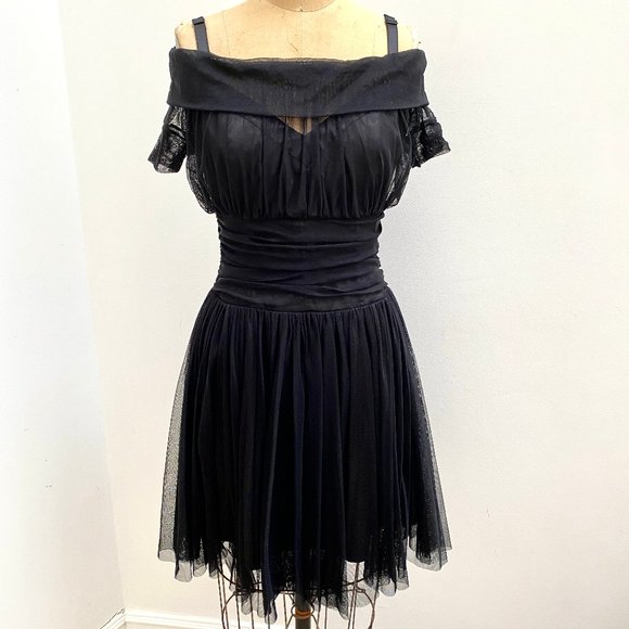 Fit and Flare Little Black Dress w Built In Corset - Picture 3 of 7